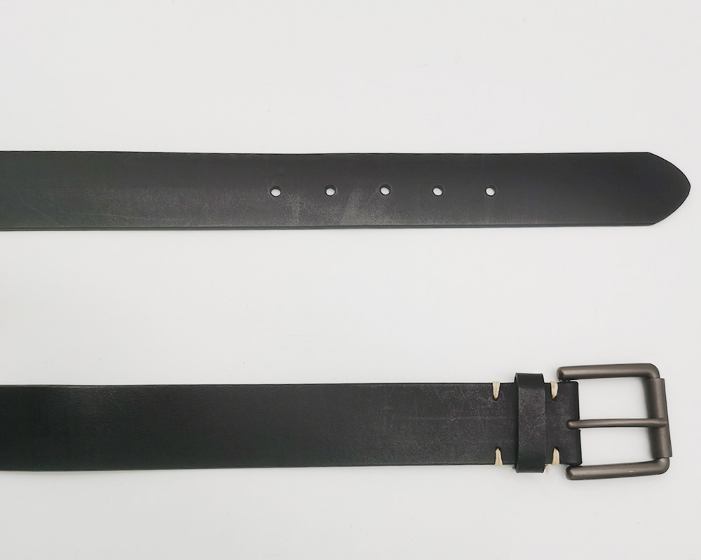 black top grain leather with pin buckle