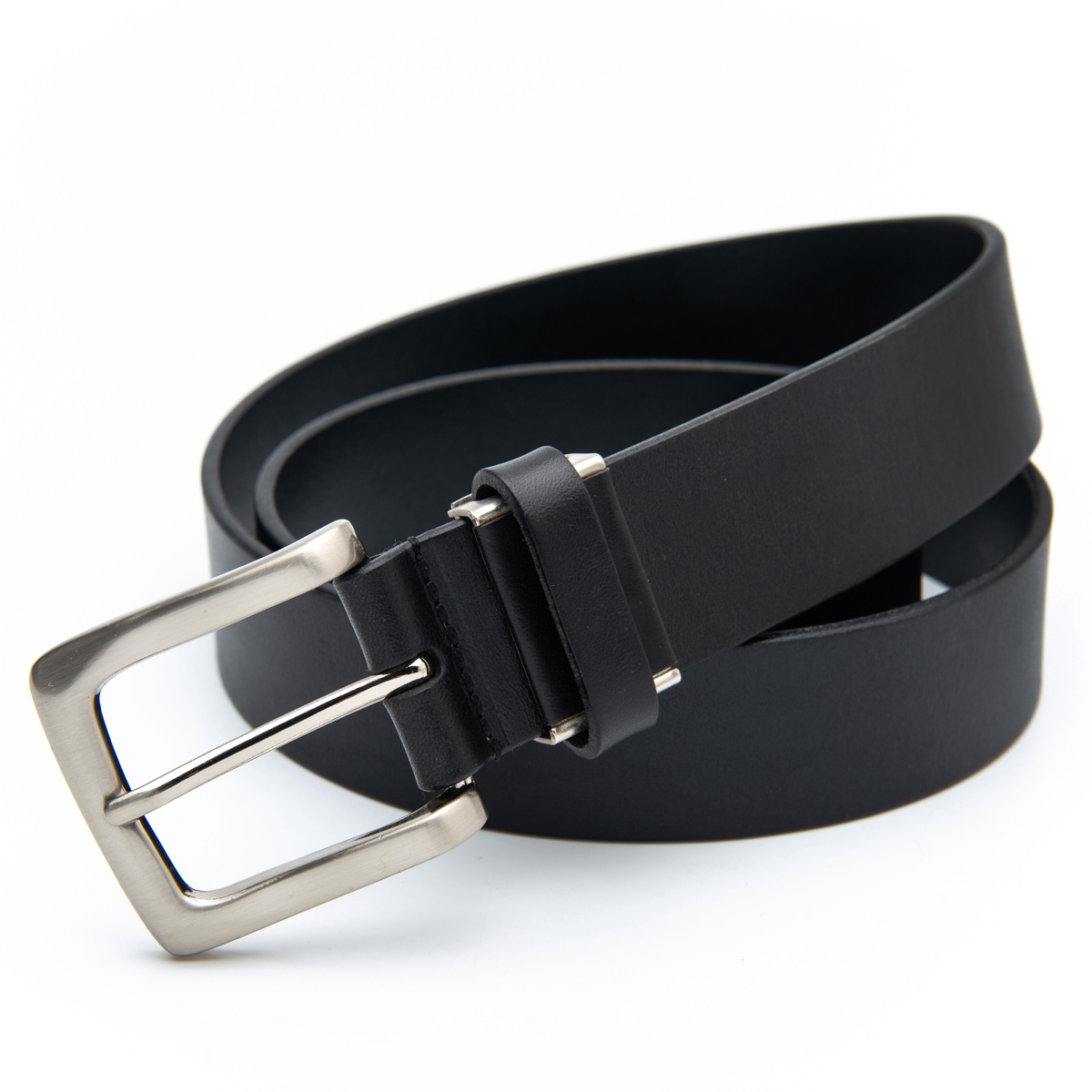 metal buckle and adjustable leather belt