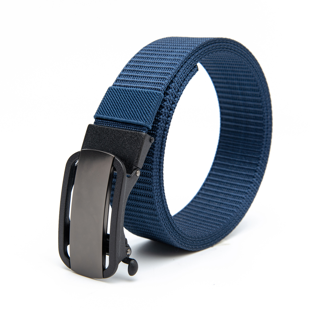 adjustable webbing belt with automatic buckle